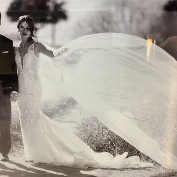 Elizabeth Lee Bridal Boutique - Wedding dress - Bridal Near Me - Bedford, Texas