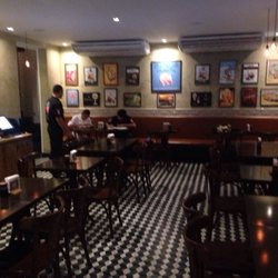 Delirium Tap House - Inside