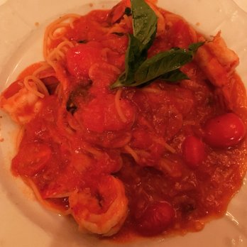 El Barzon - Spaghetti Gamberoni! Delicious! - Italian Near Me - Detroit, Michigan El Barzon - Spaghetti Gamberoni! Delicious! - Italian Near Me - Detroit, Michigan