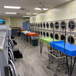 Naples Super Laundromat - Super Laundry