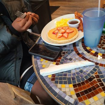 Lazy Daisy - Mar Vista - Our choices - Breakfast & Brunch Near Me - Los Angeles, California