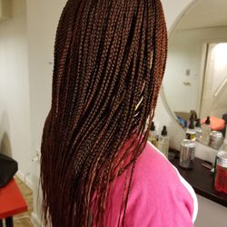 Small Mid-back Individuals braids. Duration 5h