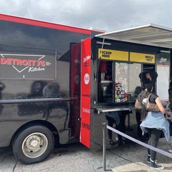 Detroit 75 Kitchen - Best food truck anywhere - Sandwiches Near Me - Madison Heights, Michigan