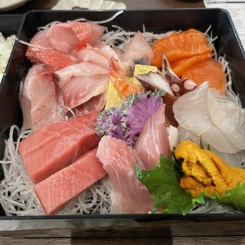 Gurume Sushi - Chirashi don - Japanese Near Me - Irvine, California