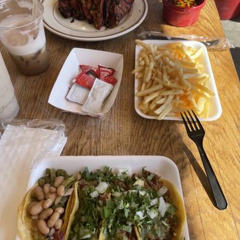 Borreguitas Bar Express - Mexican Near Me - Pomona, California