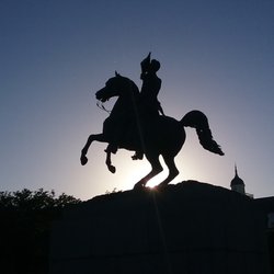 Royal Walking Tours - Andrew Jackson at sunset