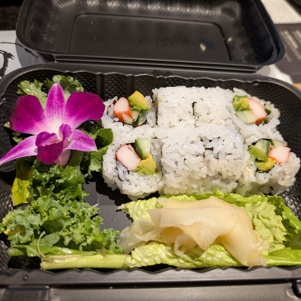 Ryuu Sushi - California roll - Cocktail Bars Near Me - Plymouth, Michigan Ryuu Sushi - California roll - Cocktail Bars Near Me - Plymouth, Michigan