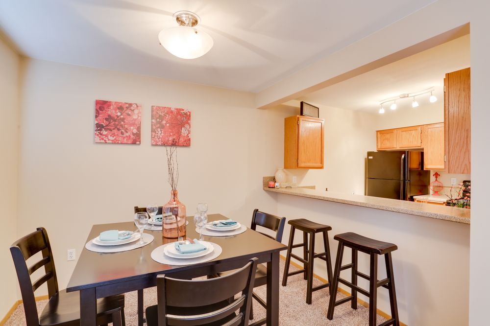 ASHTON APARTMENTS AVENUE5 RESIDENTIAL Updated May 2024 12 Photos