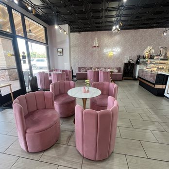 Spirit Made Cakes - Inside seating and decor - Custom Cakes Near Me - Clovis , California Spirit Made Cakes - Inside seating and decor - Custom Cakes Near Me - Clovis , California