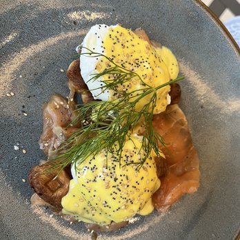 Provisional Kitchen - Eggs Benedict. - Breakfast & Brunch Near Me - San Diego, California Provisional Kitchen - Eggs Benedict. - Breakfast & Brunch Near Me - San Diego, California