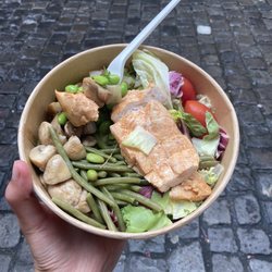 Äss Bar - Salad with Chicken