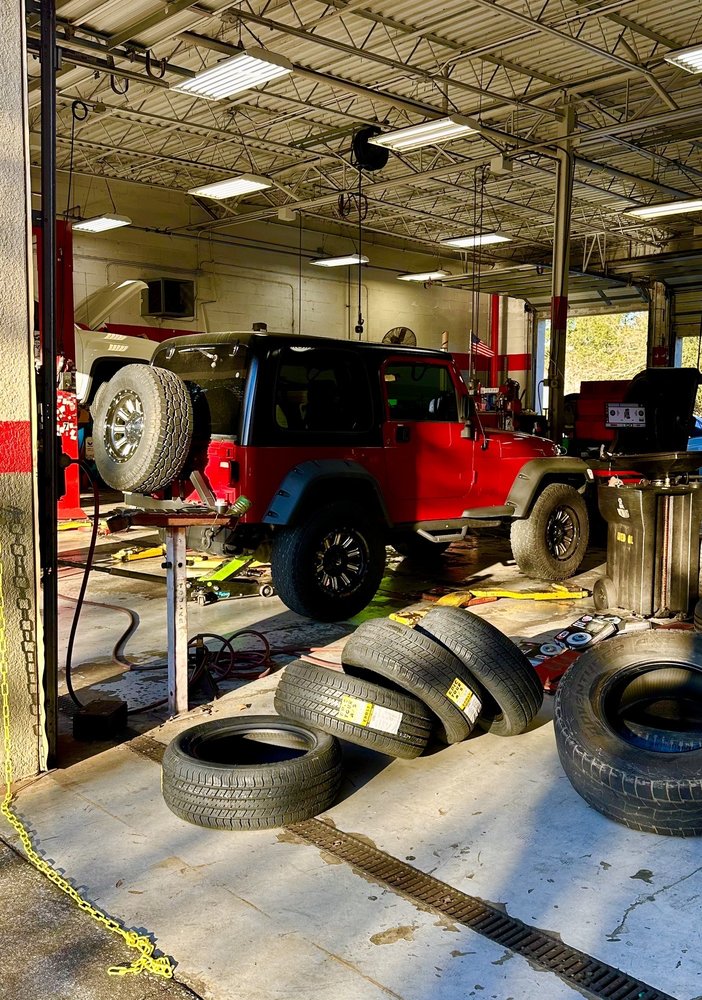 TIRE KINGDOM Updated October 2024 10 Photos & 30 Reviews 1615 N