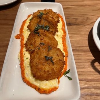 Tupelo Honey Southern Kitchen & Bar - Fried Green Tomatoes - Southern Near Me - Myrtle Beach, South Carolina Tupelo Honey Southern Kitchen & Bar - Fried Green Tomatoes - Southern Near Me - Myrtle Beach, South Carolina