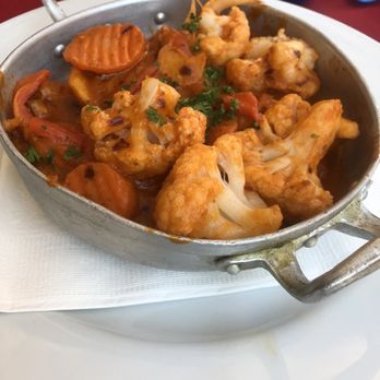 VIVO Tapas KITCHEN LOUNGE - Chicken tapes - Spanish Near Me - Newark, New Jersey