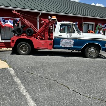 Cooter's Place - Luray - Museums Near Me - Luray, Virginia