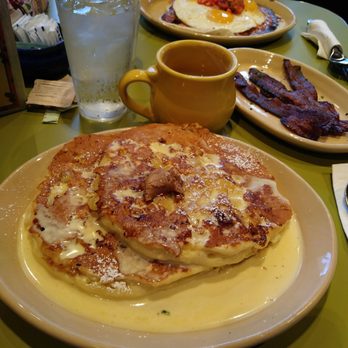 Snooze, an A.M. Eatery - Breakfast & Brunch Near Me - Katy, Texas
