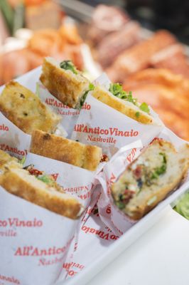 All’Antico Vinaio by null