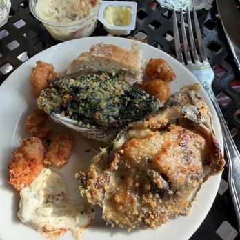 Bleu Canoe Restaurant - Oysters Rockefeller (left) Oysters Bienville (right) Cajun popcorn - Cajun/Creole Near Me - Clarkesville, Georgia
