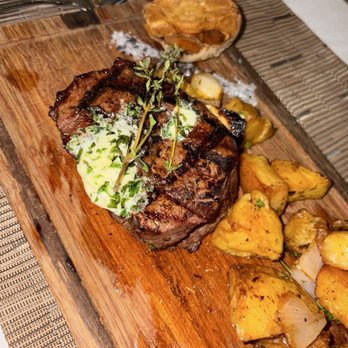Arya Steakhouse - Filet Mignon 8oz - Persian/Iranian Near Me - Palo Alto, California Arya Steakhouse - Filet Mignon 8oz - Persian/Iranian Near Me - Palo Alto, California