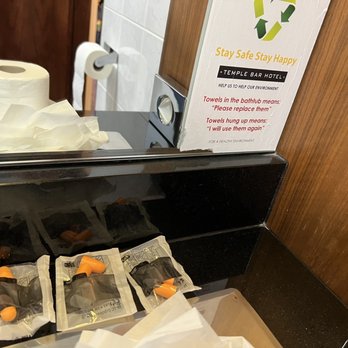 Temple Bar Hotel - Earplugs.. - Hotels Near Me - Dublin, D