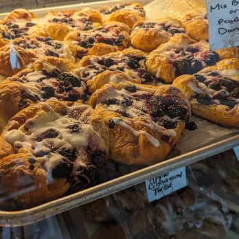 Annie's Sweet Oven - Coffee & Tea Near Me - Sylmar, California