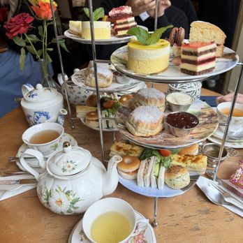 Candella Tea Room - Tea Rooms Near Me - London, XGL