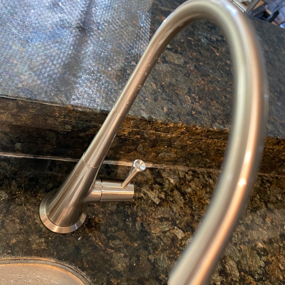 Nice spout with great water flow!