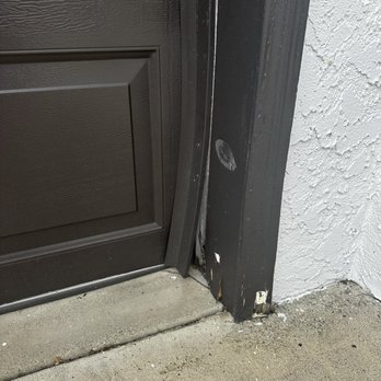 Handy Eddy - Damage - Handyman Near Me