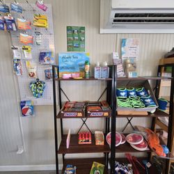 Muddy Toe’s Cafe - Little shop