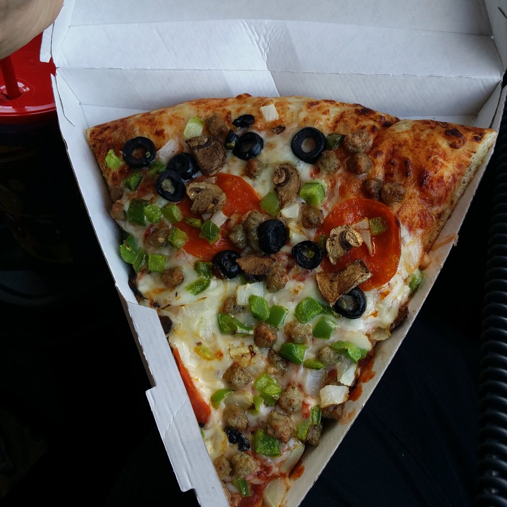 QuikTrip - Quick trip supreme pizza. - Convenience Stores Near Me - North Kansas City, Missouri