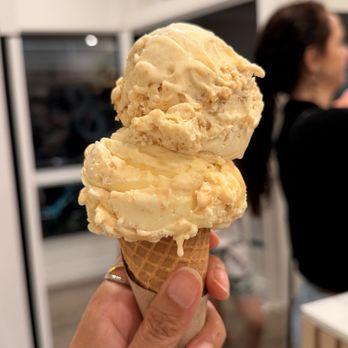 Seaside Creamery - Ice Cream & Frozen Yogurt Near Me - Long Beach, California