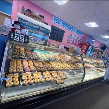 Main Street Donuts - Unique and delicious donuts!! - Donuts Near Me - Ottumwa, Iowa Main Street Donuts - Unique and delicious donuts!! - Donuts Near Me - Ottumwa, Iowa