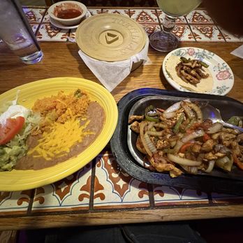 Azteca Mexican Restaurant - Mexican Near Me - Charlotte, North Carolina