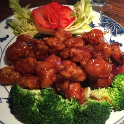 Jade Palace - General Tso's Chicken