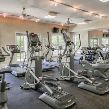 The Point at Pine Ridge - Satisfy your fitness needs in our gym - Apartments Near Me - Coram, New York