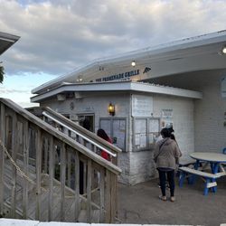 Promenade Grille