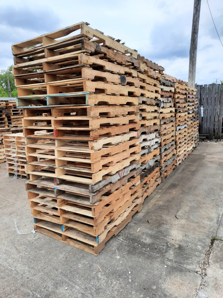 REEDS PALLETS AND MORE Saint Louis, Missouri Shipping Centers