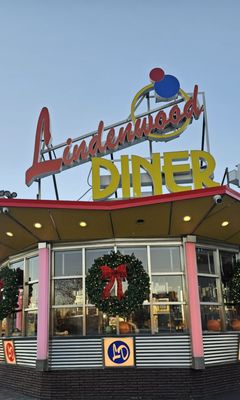 Lindenwood Diner by null