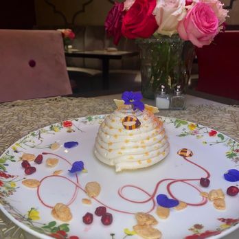 Bloom & Bee - The hive - New American Near Me - Houston, Texas