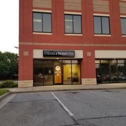 City Of Woodstock Utilities Billing - Front entrance
