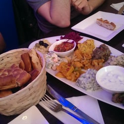 Pera - Beautiful mezze platter with warm, toasted bread