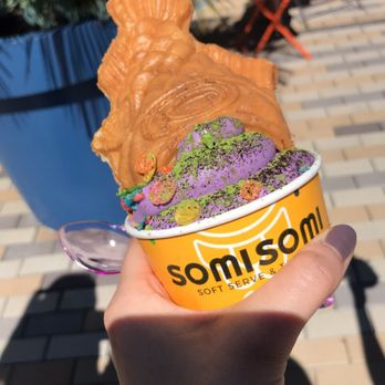 Somisomi - Ube ice cream with matcha powder, fruity pebbles, oreo crumbs! - Desserts Near Me - Cupertino, California Somisomi - Ube ice cream with matcha powder, fruity pebbles, oreo crumbs! - Desserts Near Me - Cupertino, California