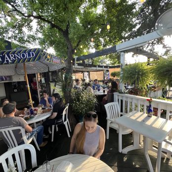 Hobbit Cafe - Burgers Near Me - Houston, Texas
