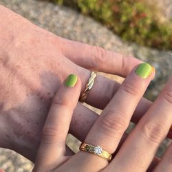 E. Scott Originals - Two gold engagement rings