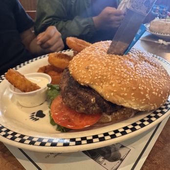 Black Bear Diner Murrieta - Bob's Big Bear Burger - American Near Me - Murrieta, California Black Bear Diner Murrieta - Bob's Big Bear Burger - American Near Me - Murrieta, California