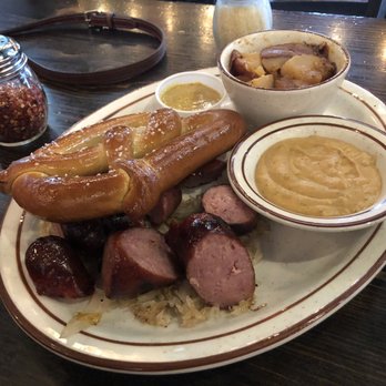 Sutter Buttes Brewing - Bavarian Sample - Pubs Near Me - Yuba City, California Sutter Buttes Brewing - Bavarian Sample - Pubs Near Me - Yuba City, California