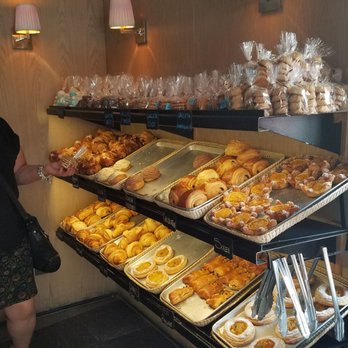 Cumpanio - Bakeries Near Me - Los Mezquites, GUA
