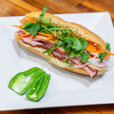 XinhXinh Vietnamese Bistro by null