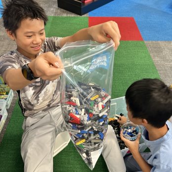 Bricks & Wheels - Toy Stores Near Me - Bellevue, Washington
