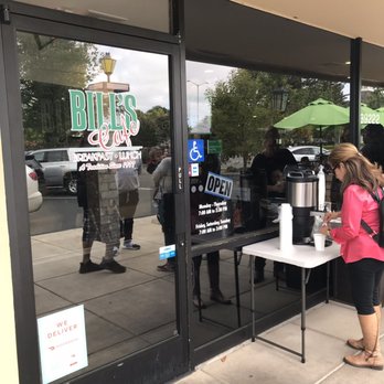 Bill's Cafe - Free coffee for people waiting for a table - Breakfast & Brunch Near Me - Fremont, California